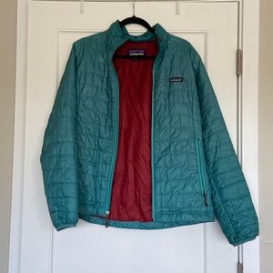 Patagonia Nanopuff  Teal with Red liner Size MD